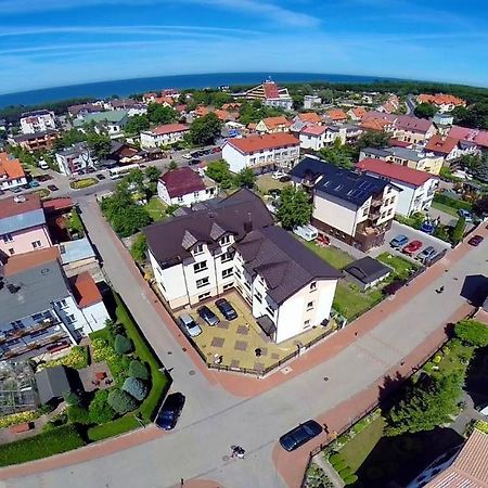 Pokoje Goscinne Jedrus Mielno  Exterior foto