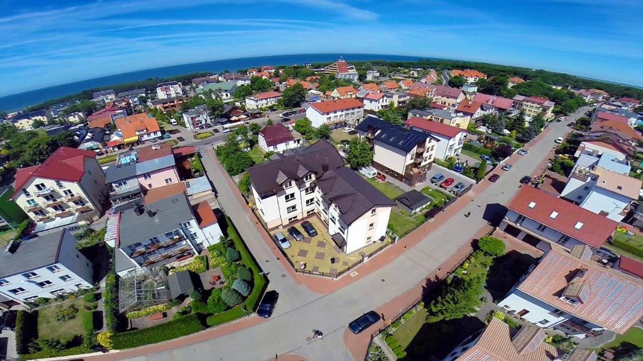 Pokoje Goscinne Jedrus Mielno  Exterior foto